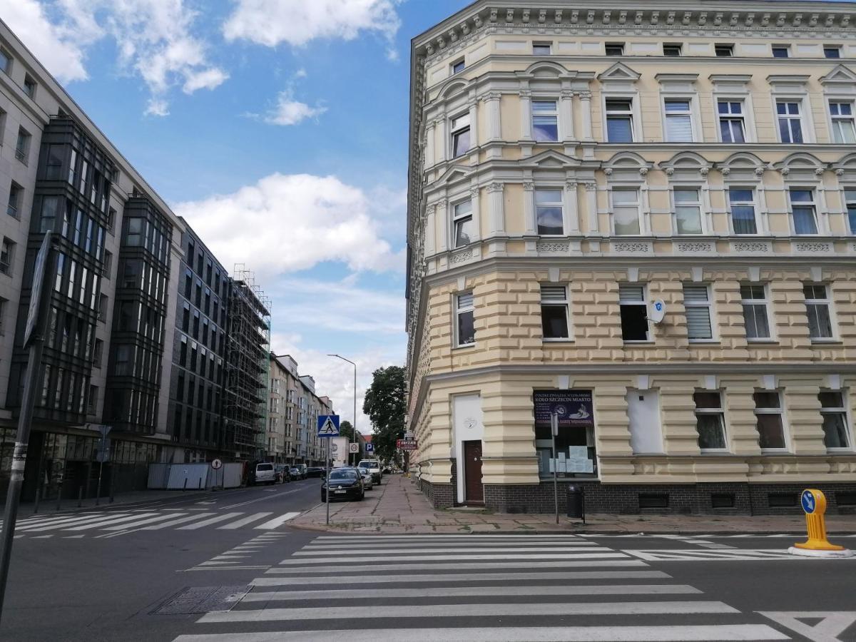 Hostel Tulip - Pokoj 5 Ze Wspolna Lazienka I Kuchnia Szczecin Bagian luar foto