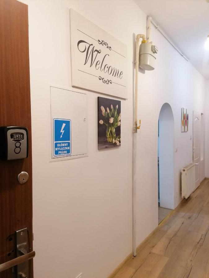 Hostel Tulip - Pokoj 5 Ze Wspolna Lazienka I Kuchnia Szczecin Bagian luar foto